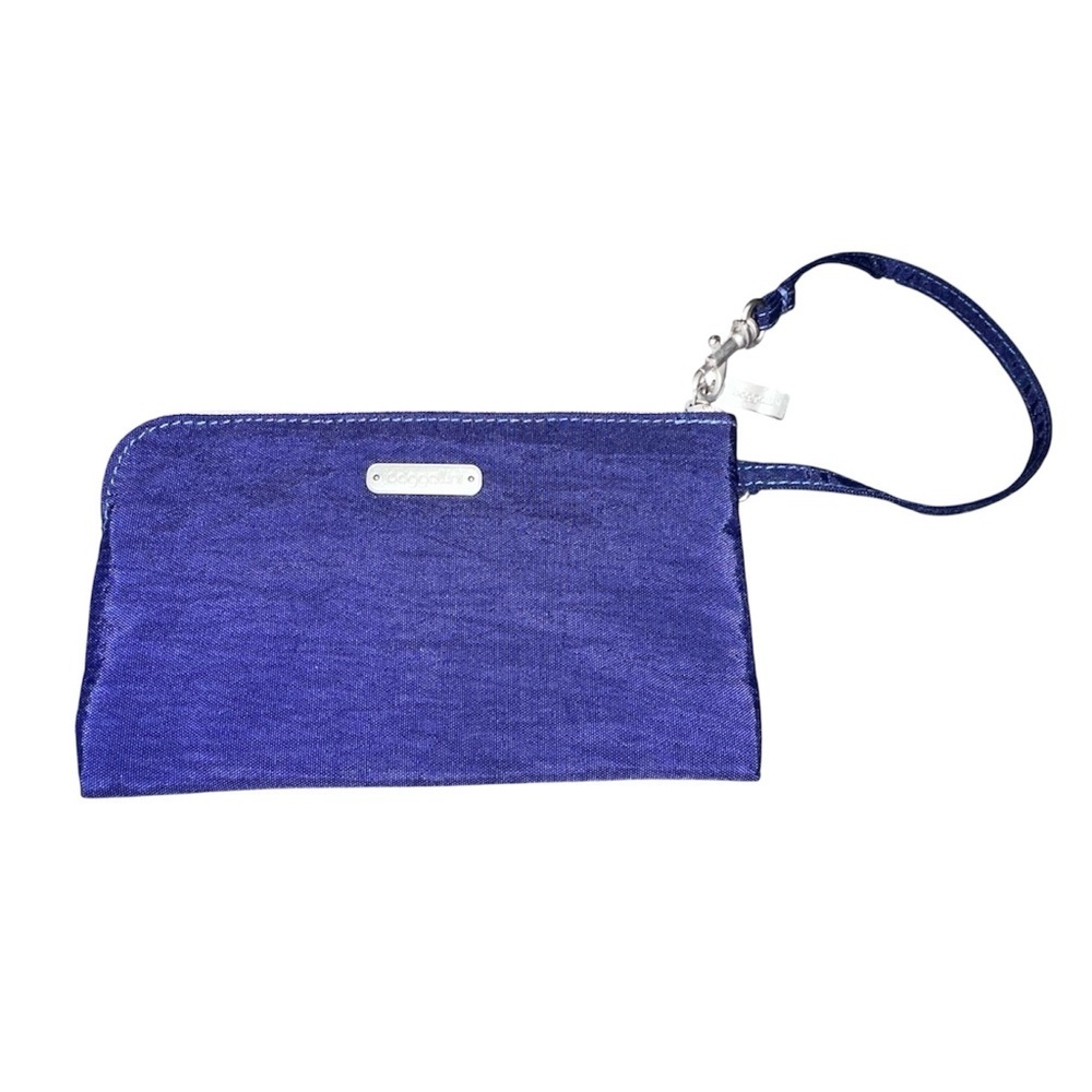 Baggallini RFID Wristlet Zipper Wallet Navy